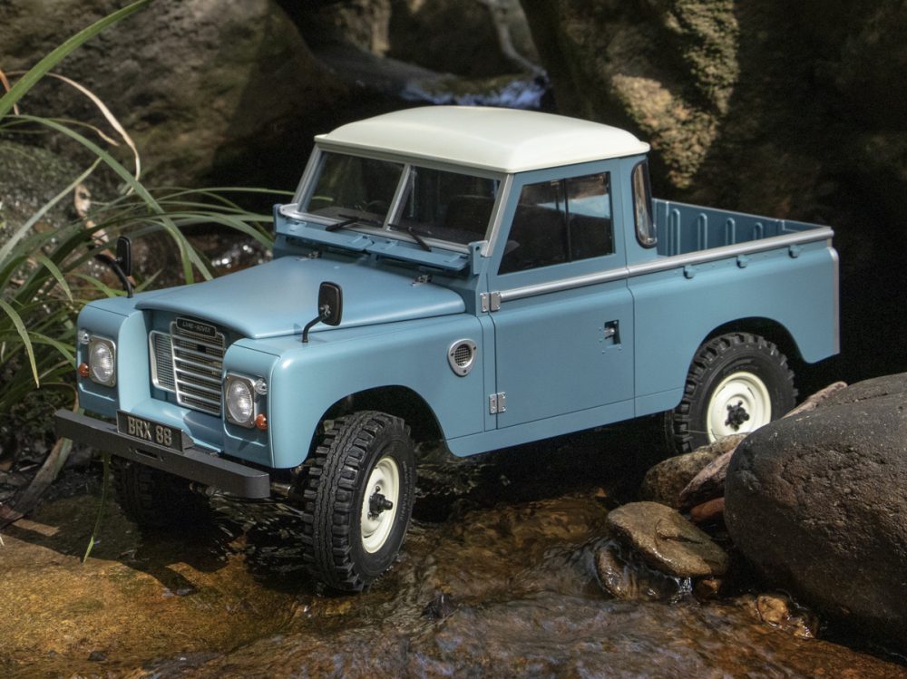บอดี้แข็ง BRX02600 : Boom Racing Land Rover® Series III 88 บอดี้แข็งสำหรับแชสซีร์ BRX02 88