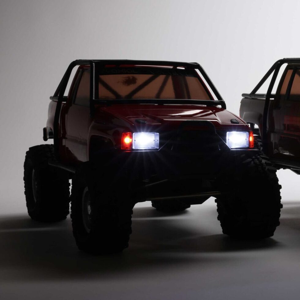 รถสเกลพร้อมเล่น AXI-2062T2 : AXIAL รถสเกล 1/10 SCX10 III 1987 Toyota SR5 4x4 RTR (มอเตอร์ Brushed) สีแดง - Image 27